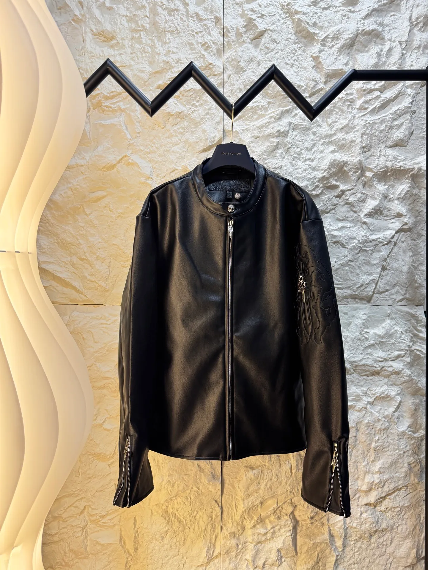 Chrome Heart ， + ， ， ， ； ， 、 ， ， 、 、 ， 。 ， ， 。 Size：S/M/L/XL